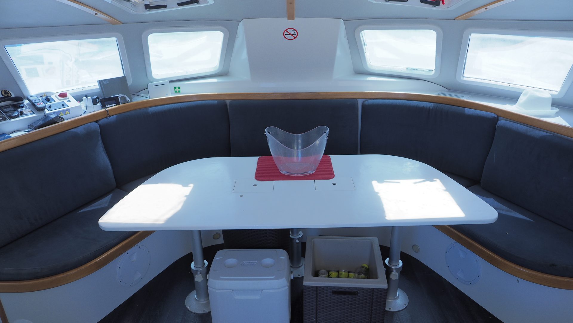 Salón interior CAT30 BMC Premium